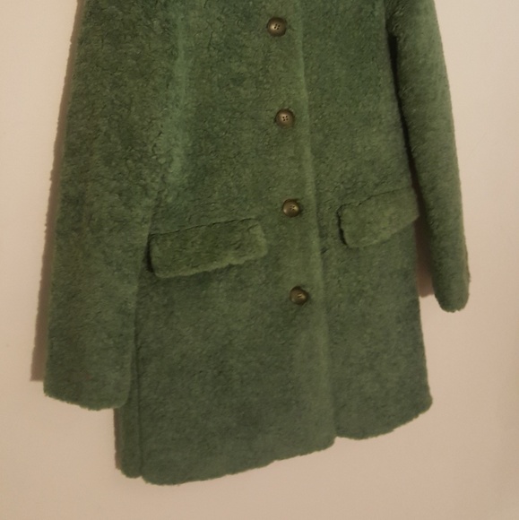 Green Button-down jacket! - Picture 4 of 6